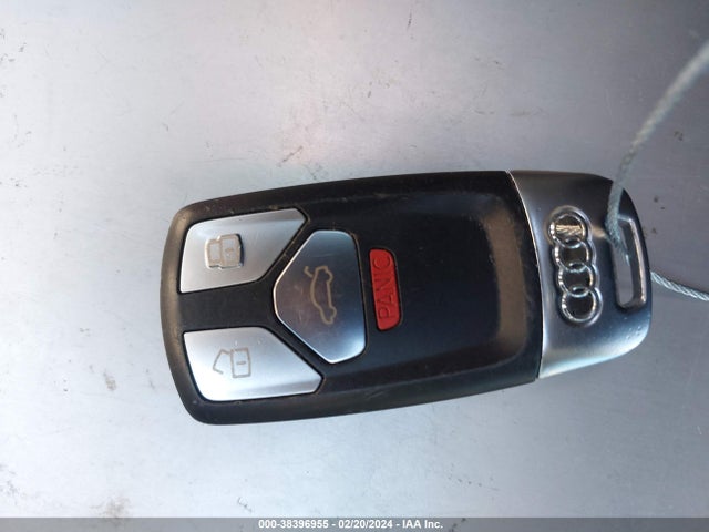 WAUKMAF44JA208775 Audi A4 2.0t Tech Ultra Premium/2.0t Ultra Premium