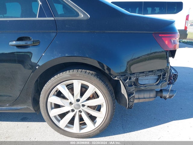 WAUKMAF44JA208775 Audi A4 2.0t Tech Ultra Premium/2.0t Ultra Premium