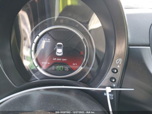 2019 FIAT 500E 3C3CFFGE3KT686318 Photo 6
