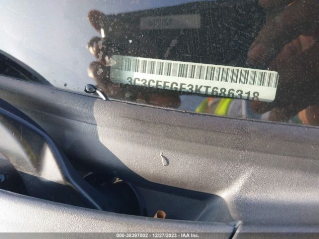 2019 FIAT 500E 3C3CFFGE3KT686318 Photo 8