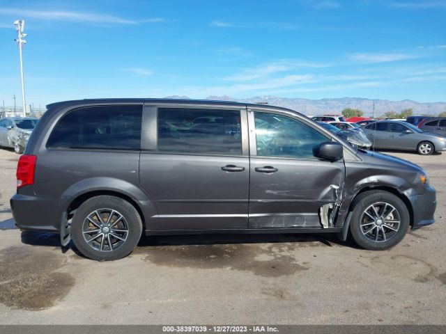 2C4RDGCG4FR624668 Dodge Grand Caravan Sxt