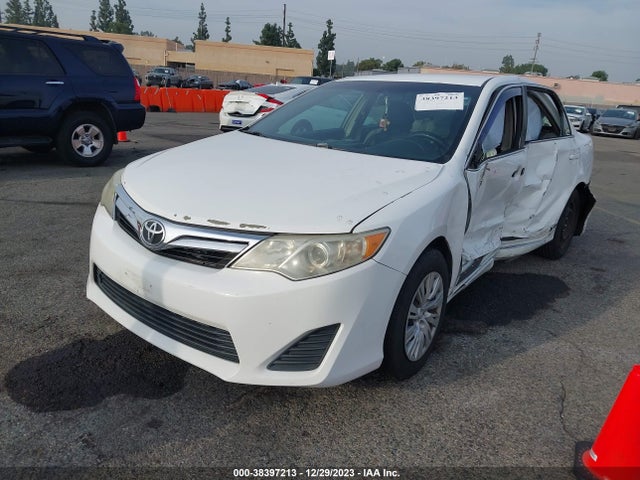 2014 TOYOTA CAMRY LE VIN: 4T4BF1FK5ER403172