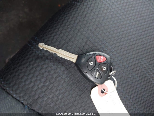 2011 TOYOTA COROLLA S VIN: 2T1BU4EE3BC715680