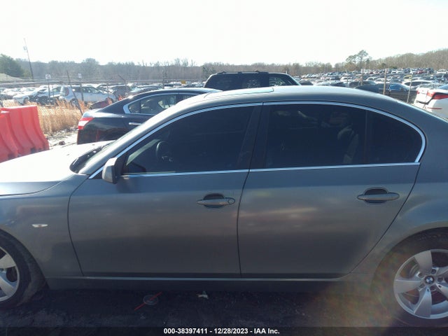 2008 BMW 528I VIN: WBANU53568CT16170