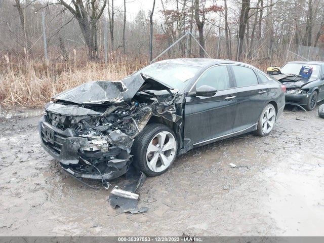 Honda Accord Touring 2018 1HGCV1F98JA100824 Image 2