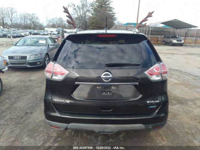 5N1AT2MV5EC823621 Nissan ROGUE SV