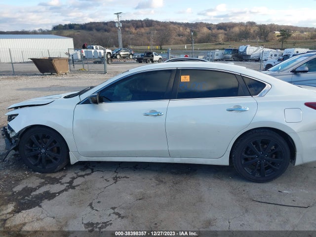 2018 NISSAN ALTIMA 2.5 SR VIN: 1N4AL3AP7JC289179