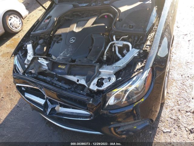 WDDZF6GB3JA380016 Mercedes-Benz E 400 4matic