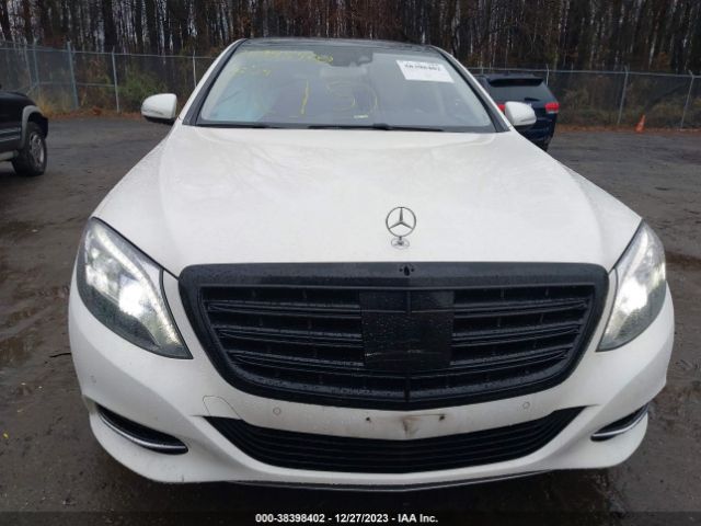 WDDUG8FB8FA136521 Mercedes-Benz S 550 4matic