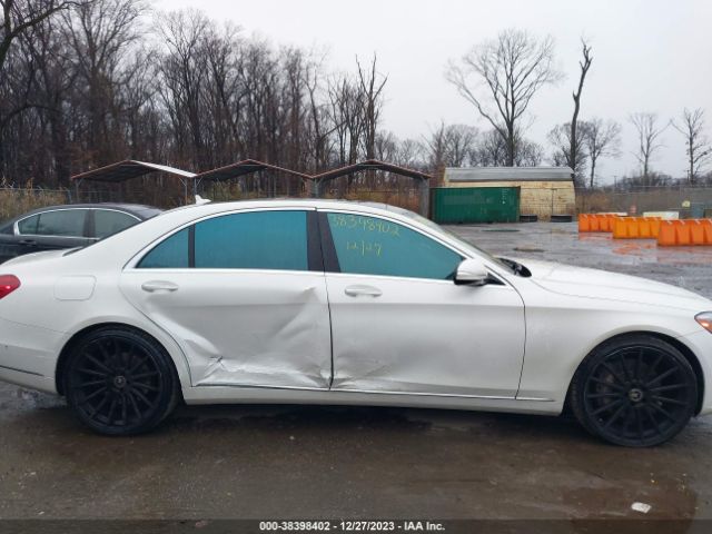 WDDUG8FB8FA136521 Mercedes-Benz S 550 4matic