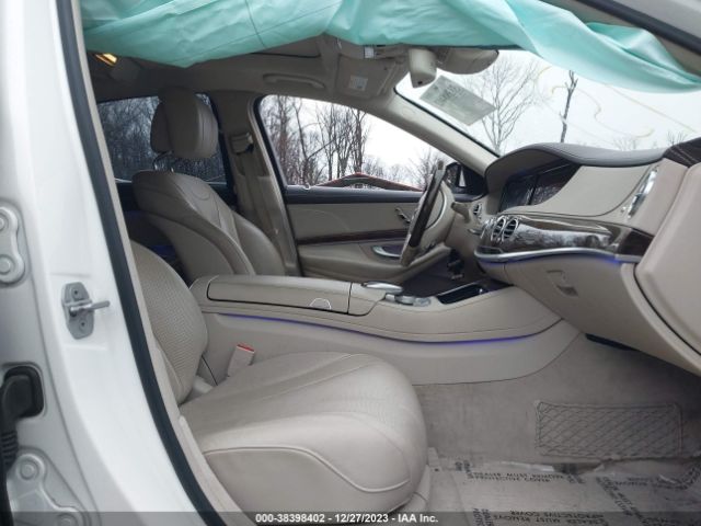 WDDUG8FB8FA136521 Mercedes-Benz S 550 4matic