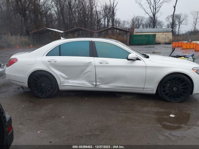 WDDUG8FB8FA136521 Mercedes-Benz S 550 4matic