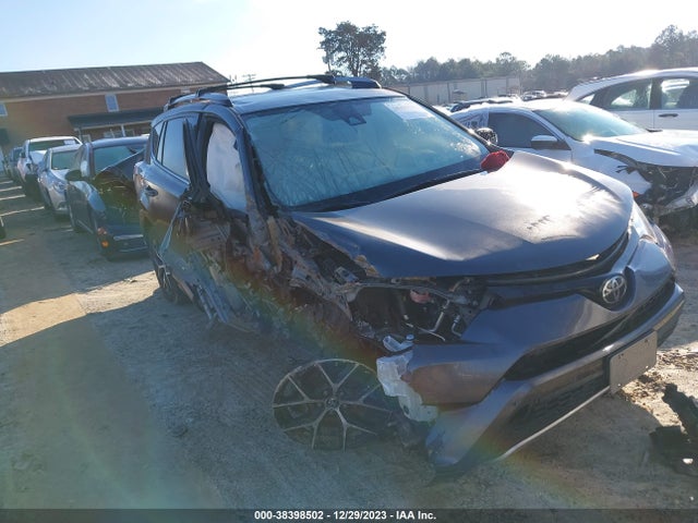 Toyota RAV4 SE 2018 JTMNFREV4JJ165431 Image 1