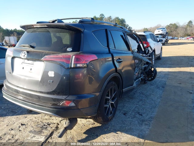 Toyota RAV4 SE 2018 JTMNFREV4JJ165431 Image 4