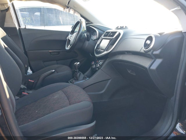 1G1JC6SB3H4101916 Chevrolet Sonic Lt Manual
