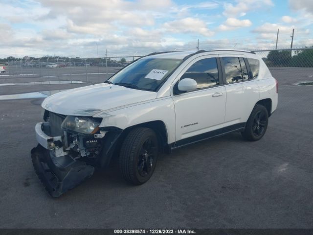 1C4NJCEB1ED518214 Jeep Compass Latitude
