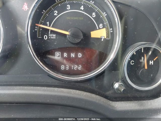 1C4NJCEB1ED518214 Jeep Compass Latitude