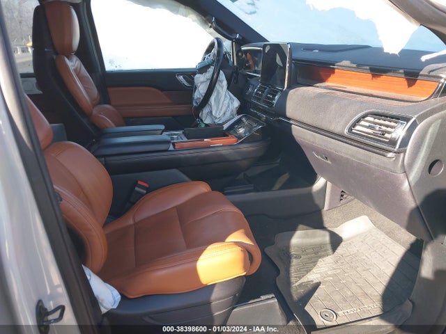 2021 LINCOLN NAVIGATOR RESERVE VIN: 5LMJJ2LT2MEL06816