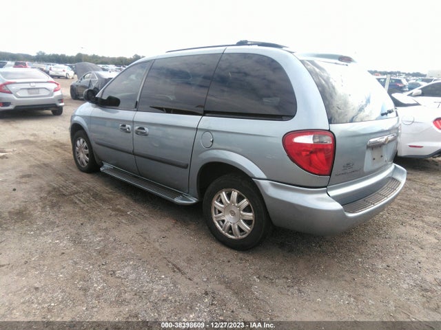 2006 CHRYSLER TOWN & COUNTRY VIN: 1A4GP45RX6B660241