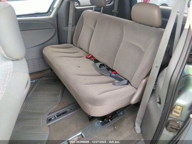 2006 CHRYSLER TOWN & COUNTRY VIN: 1A4GP45RX6B660241