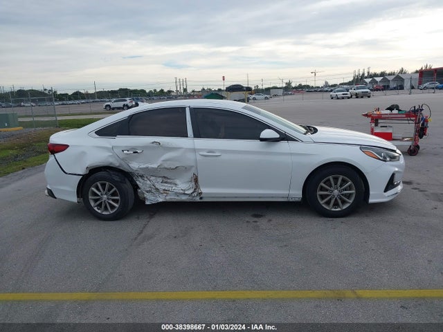 Hyundai SONATA SE 2019 5NPE24AF3KH741131 Image 13