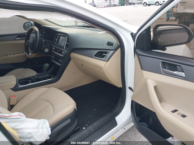 Hyundai SONATA SE 2019 5NPE24AF3KH741131 Image 5