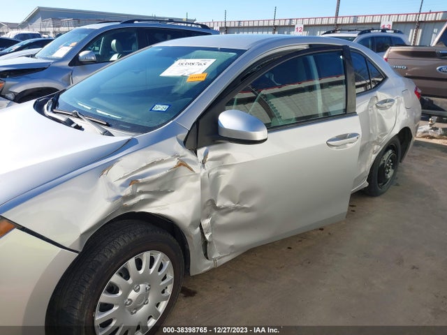 2015 TOYOTA COROLLA LE VIN: 5YFBURHE5FP358176