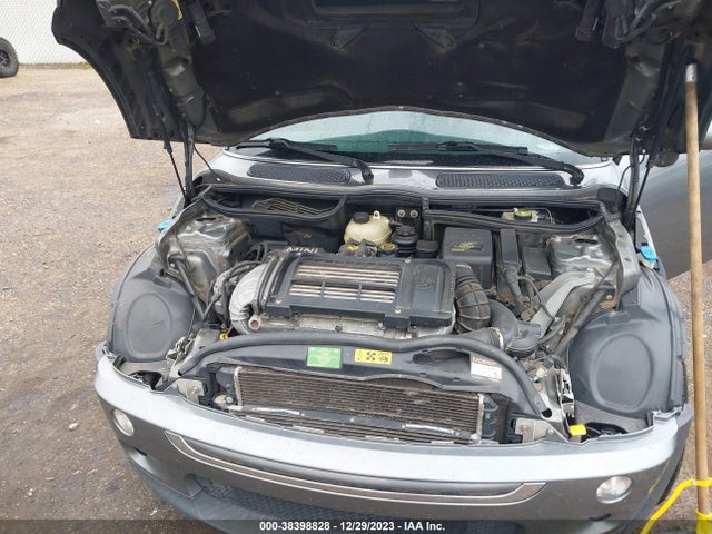 2006 MINI COOPER S WMWRH33526TF86393 Photo 9