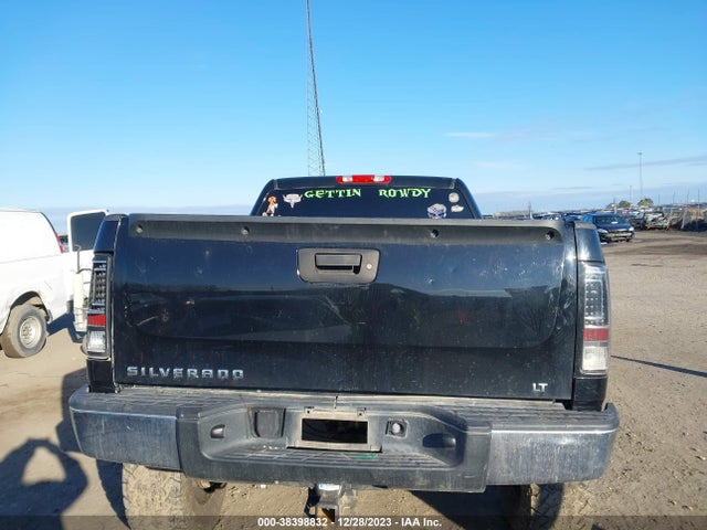 2011 CHEVROLET SILVERADO 1500 LT VIN: 3GCPKSE3XBG378929