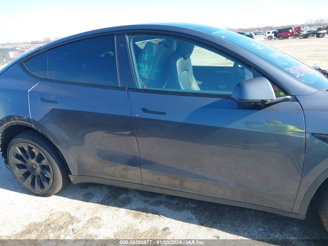 7SAYGDEE0PA117258 Tesla Model Y