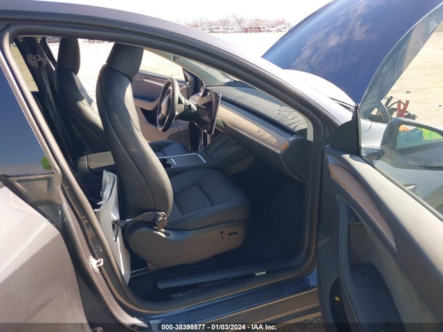 7SAYGDEE0PA117258 Tesla Model Y