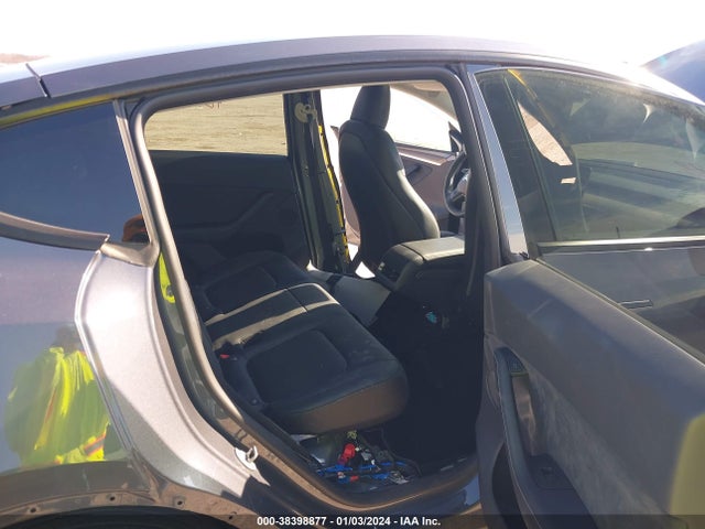 7SAYGDEE0PA117258 Tesla Model Y