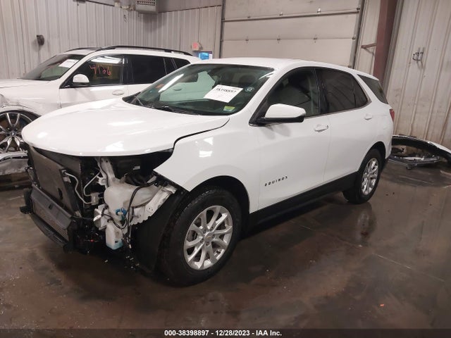 Chevrolet EQUINOX LT 2018 2GNAXSEV8J6256760 Image 2