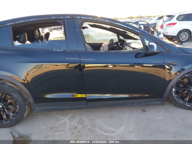 Tesla MODEL X 2018 5YJXCDE25JF119642 Image 13