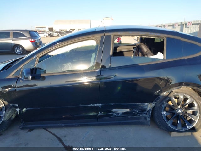 Tesla MODEL X 2018 5YJXCDE25JF119642 Image 14