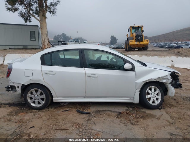 2011 NISSAN SENTRA 2.0SR VIN: 3N1AB6AP6BL680282