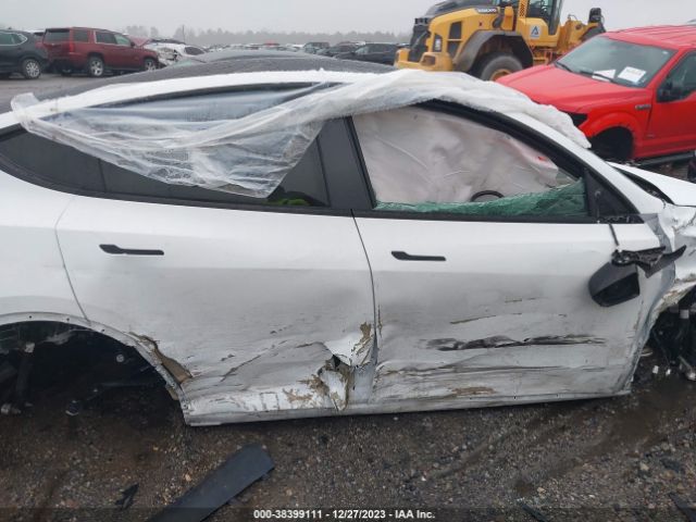 5YJYGDEEOMF118986 Tesla Model Y