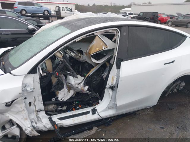 5YJYGDEEOMF118986 Tesla Model Y