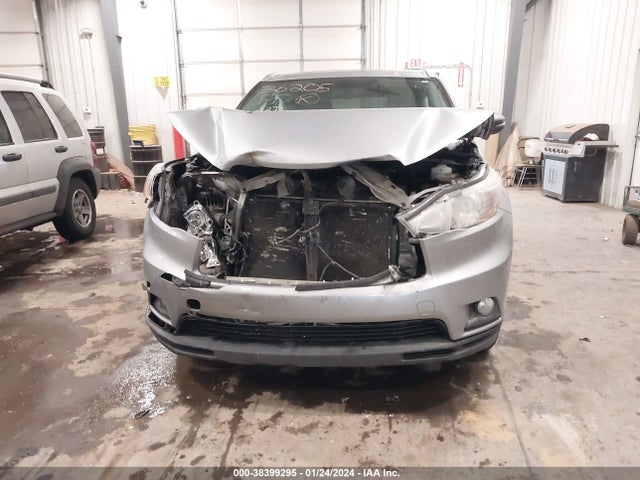 Toyota Highlander Xle V6 2015 5TDJKRFHXFS163843 Image 6