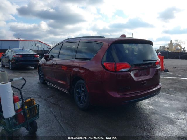 2018 CHRYSLER PACIFICA 2C4RC1BG7JR295202 Photo 2