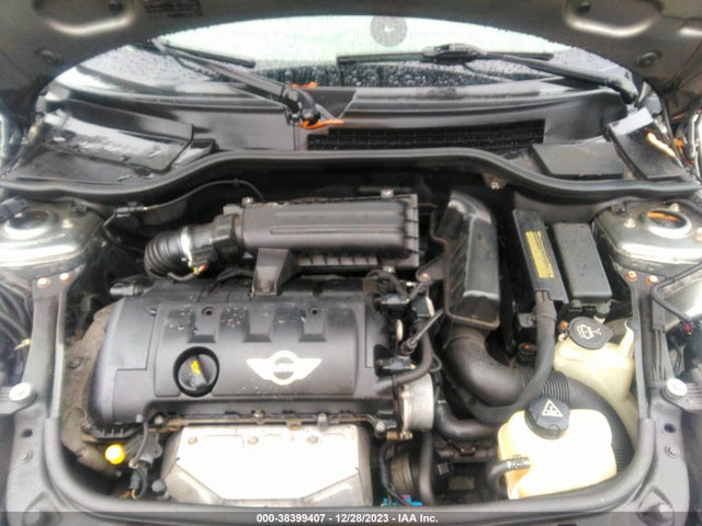 2010 MINI COOPER WMWMF3C50ATZ22743 Photo 9