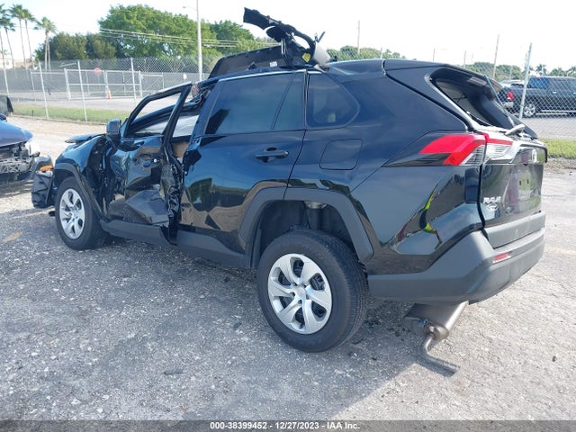 Toyota RAV4 LE 2019 2T3H1RFVXKC012454 Image 3