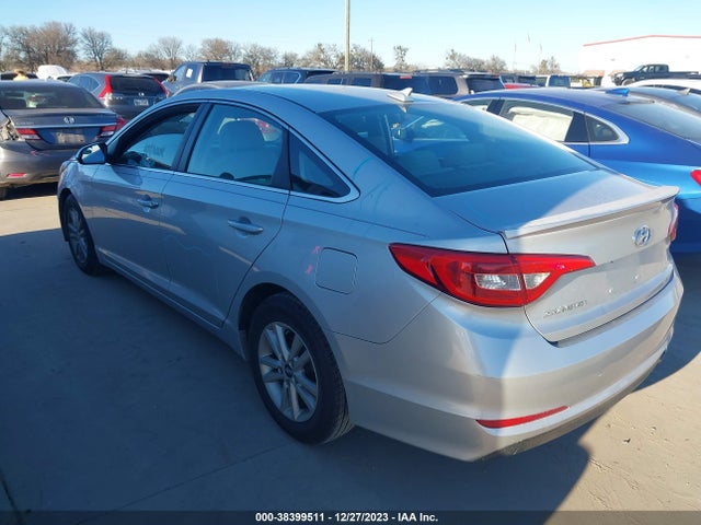 2015 HYUNDAI SONATA SE VIN: 5NPE24AF3FH038151