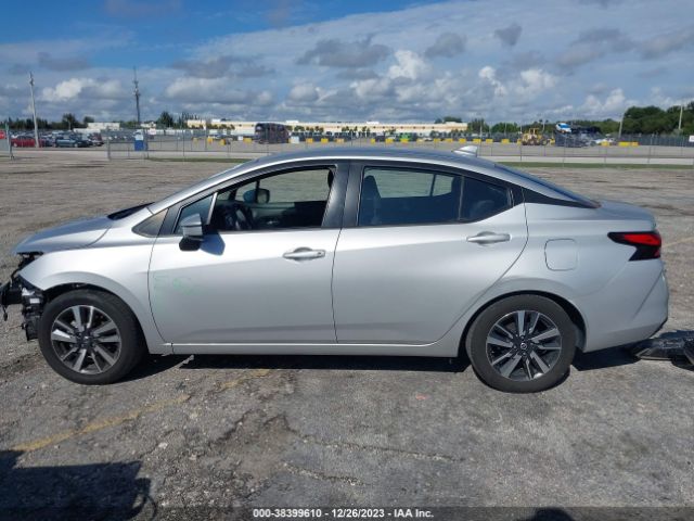 3N1CN8EV4ML872081 Nissan Versa Sv Xtronic Cvt
