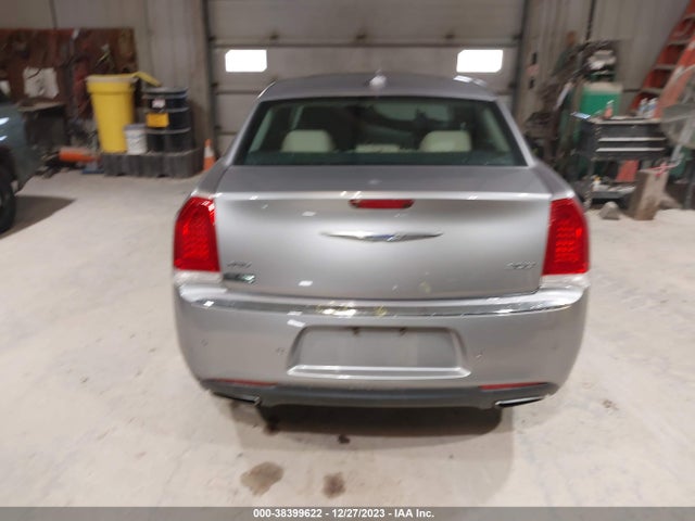 Chrysler 300 Limited Awd 2018 2C3CCAKG6JH302236 Image 16