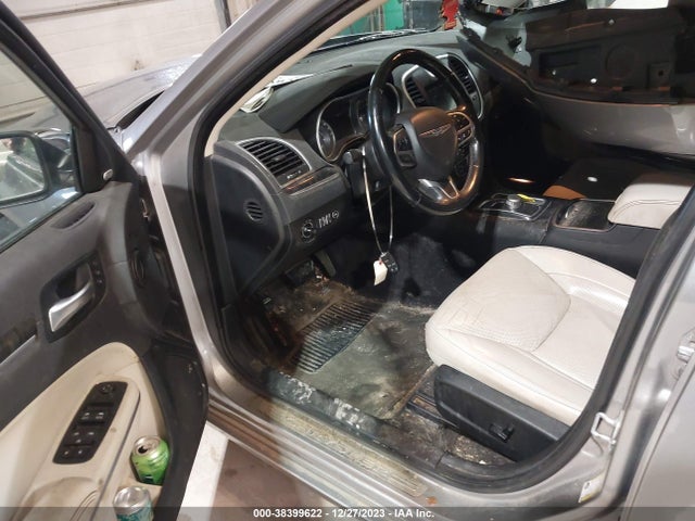 Chrysler 300 Limited Awd 2018 2C3CCAKG6JH302236 Image 5