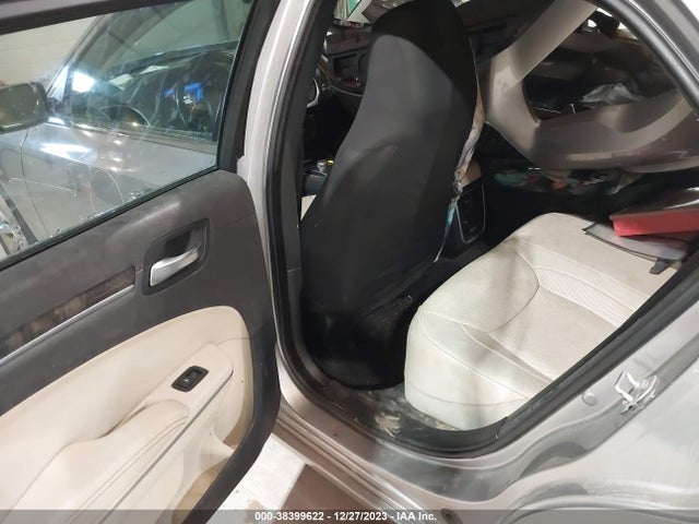 Chrysler 300 Limited Awd 2018 2C3CCAKG6JH302236 Image 8