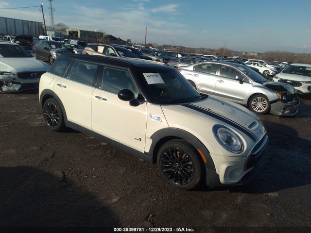 2017 MINI CLUBMAN WMWLU5C53H2E82758 Photo 0