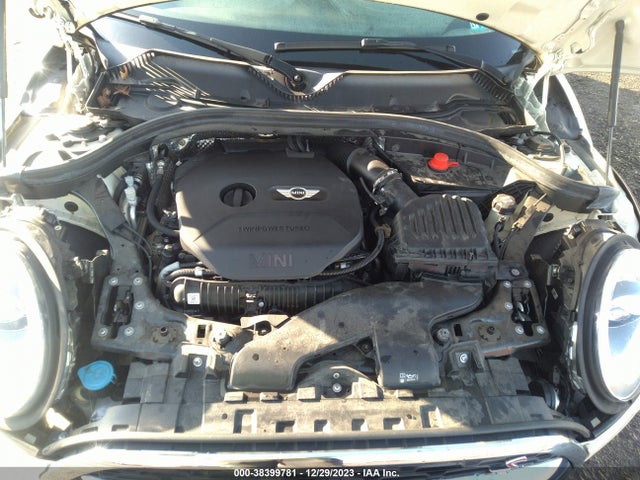 2017 MINI CLUBMAN WMWLU5C53H2E82758 Photo 9