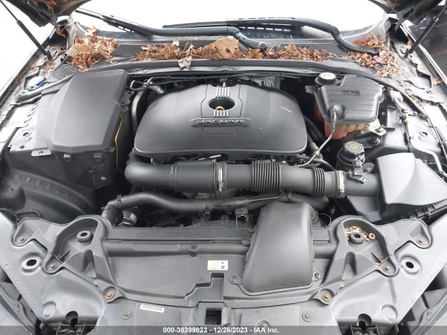 2014 JAGUAR XF SAJWA0ES2EPU16777 Photo 9
